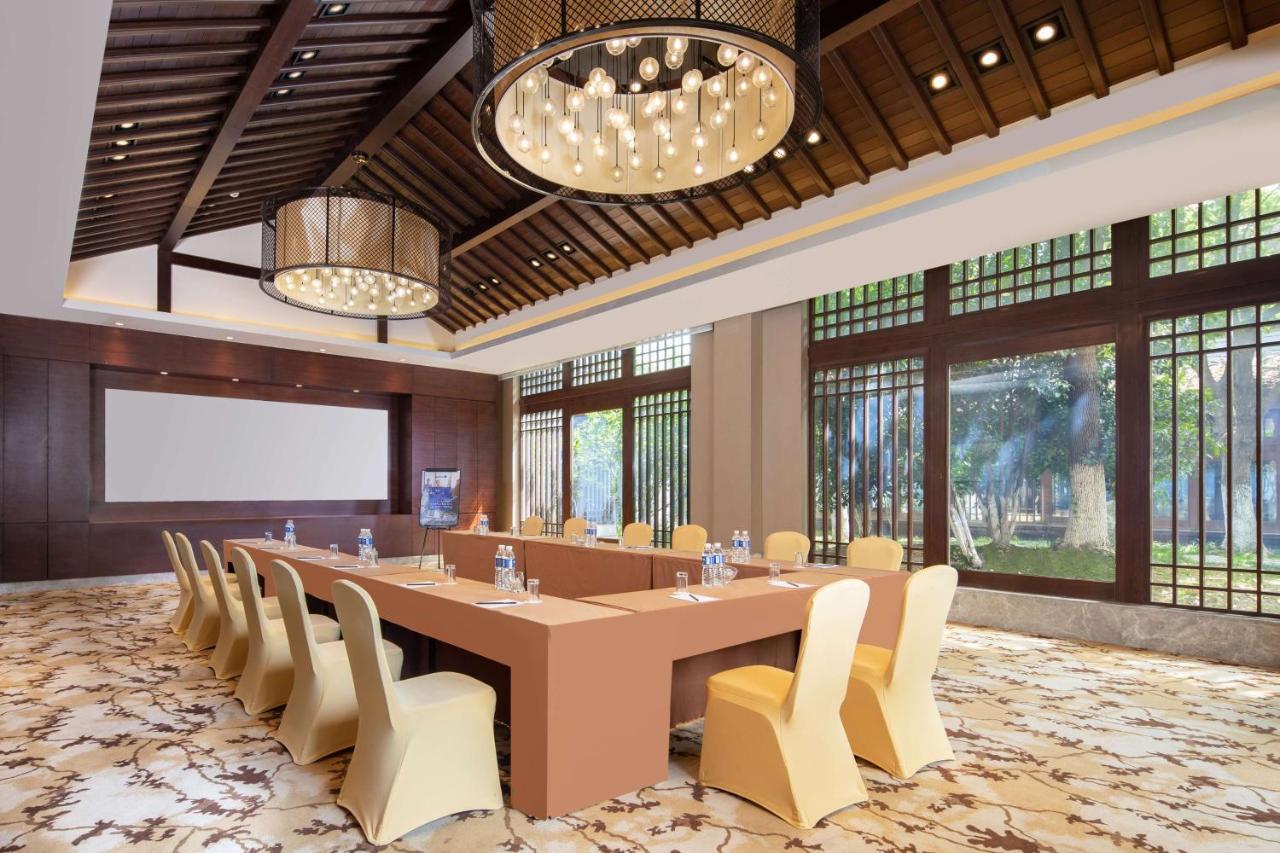 Radisson Blu Resort Wetland Park Wuxi  Esterno foto