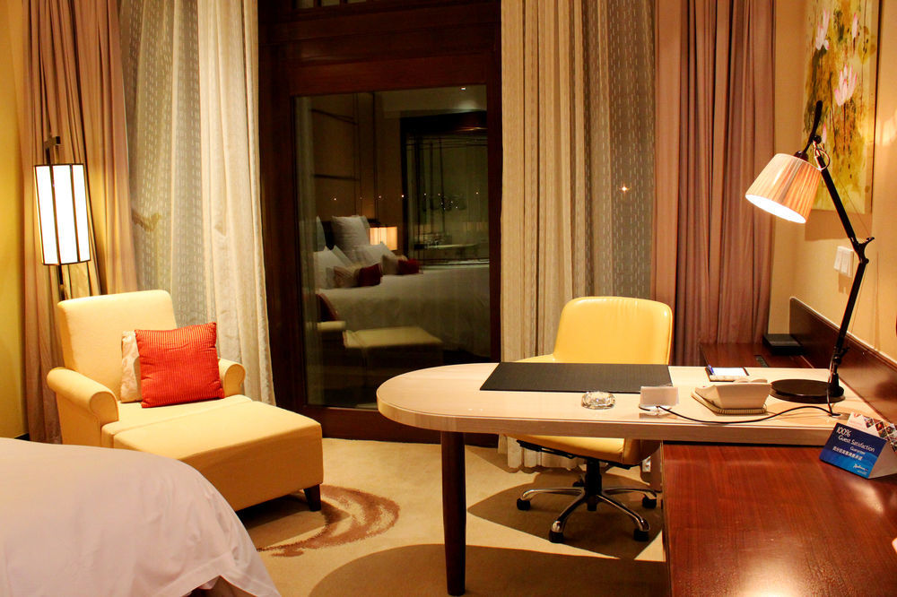 Radisson Blu Resort Wetland Park Wuxi  Esterno foto